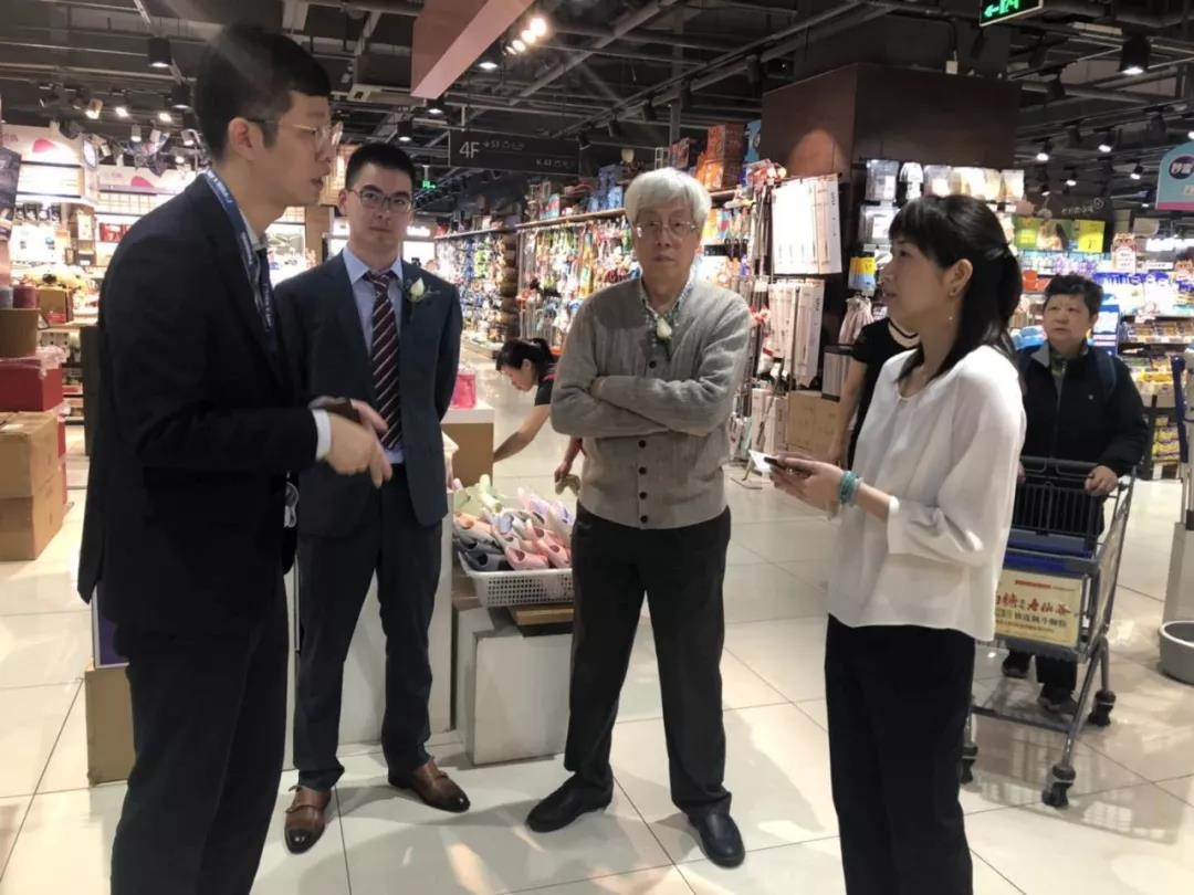 雙方公司代表交流溝通